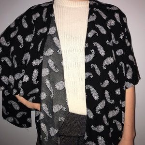 Brandy Melville Kimono